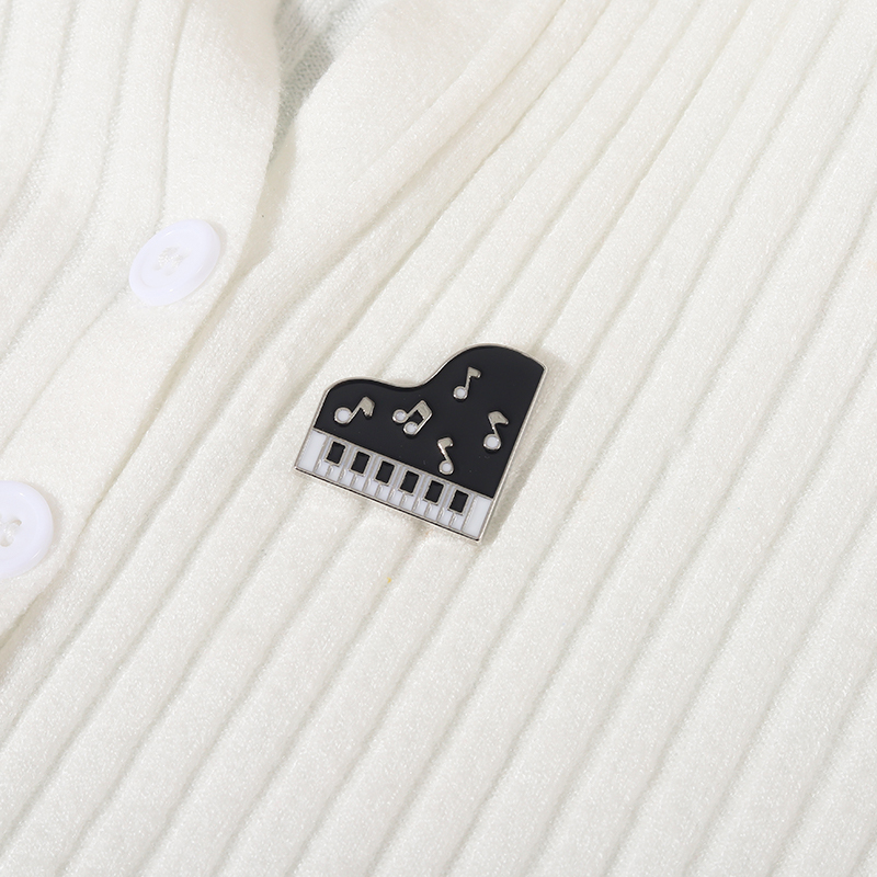 Concert Enamel Pin Piano Violi - Musical Instrument Veena review and price